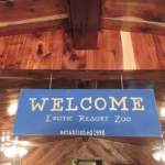 entrance_sign_in_giftshop